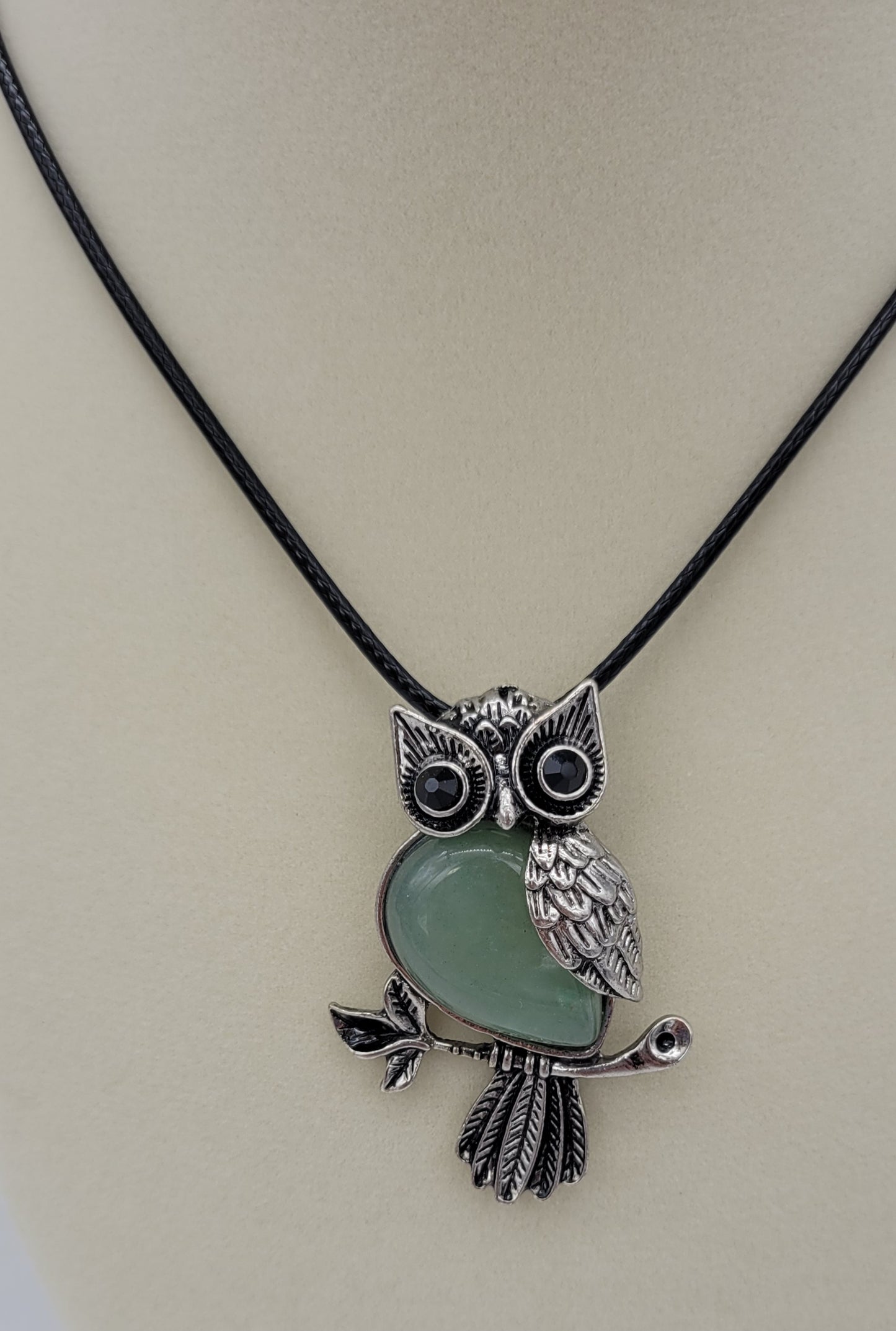 Owl Charm Pendant Necklace with Inlaid Aventurine Stone